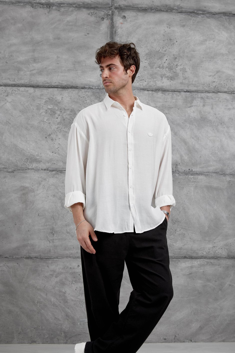 Beyaz Modal Kumaş Oversize Gömlek