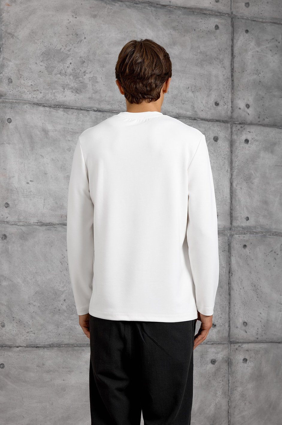 Beyaz UZUN KOLLU OYSHO KUMAŞ SWEATSHIRT
