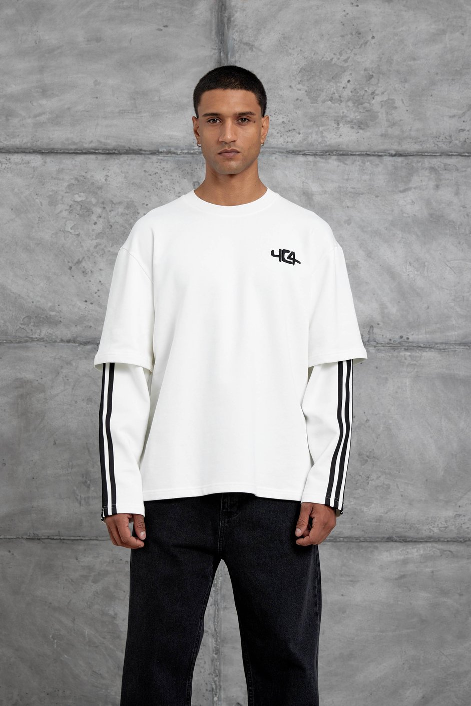 Beyaz Yc4 Oversize Kolu Parçalı  Şerit Detaylı Minimal Tasarım Sweatshirt