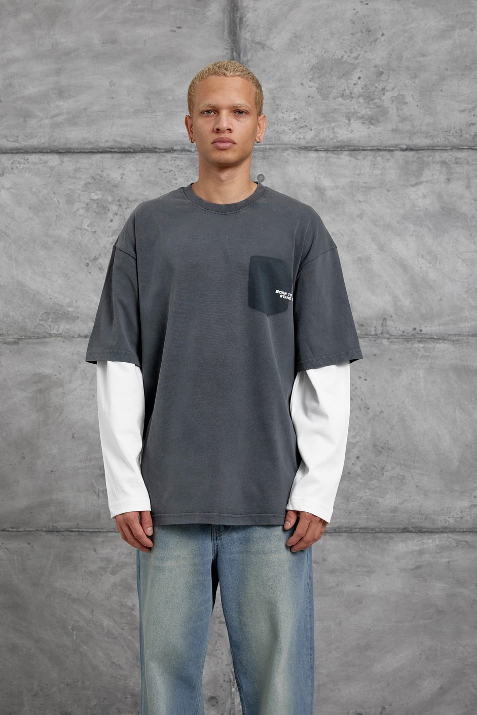 Füme BORN TO STAND YAZILI PARÇA KOLLU SWEATSHIRT