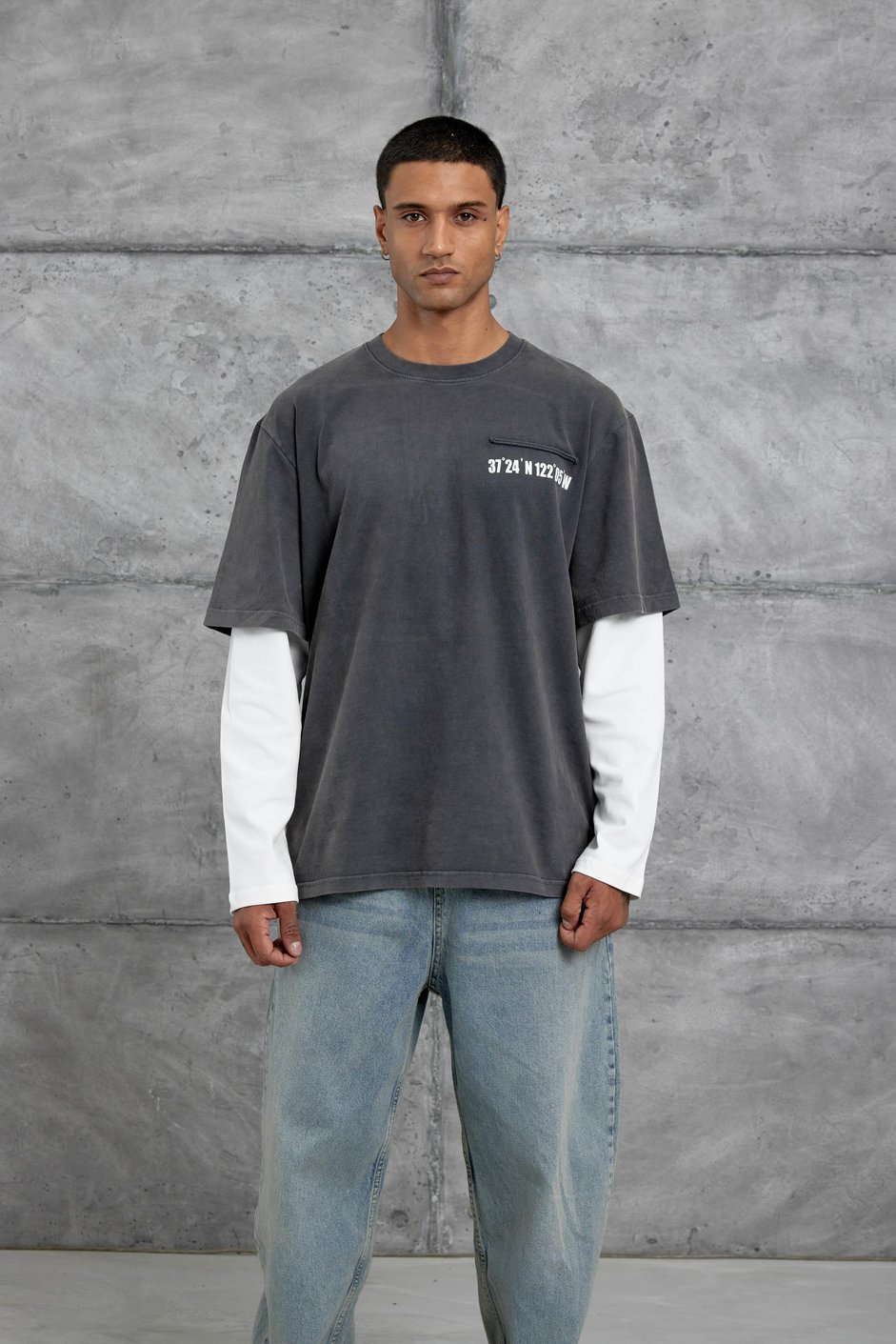 Füme Cep Rakam Detaylı Oversize Kolu Parçalı Tasarım Sweatshirt