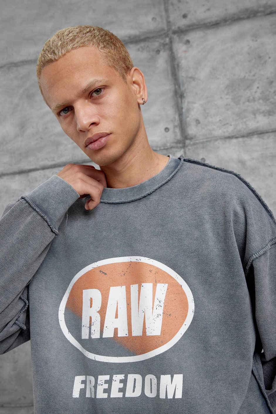 Füme RAW BASKILI OVERSİZE SWEATSHIRT