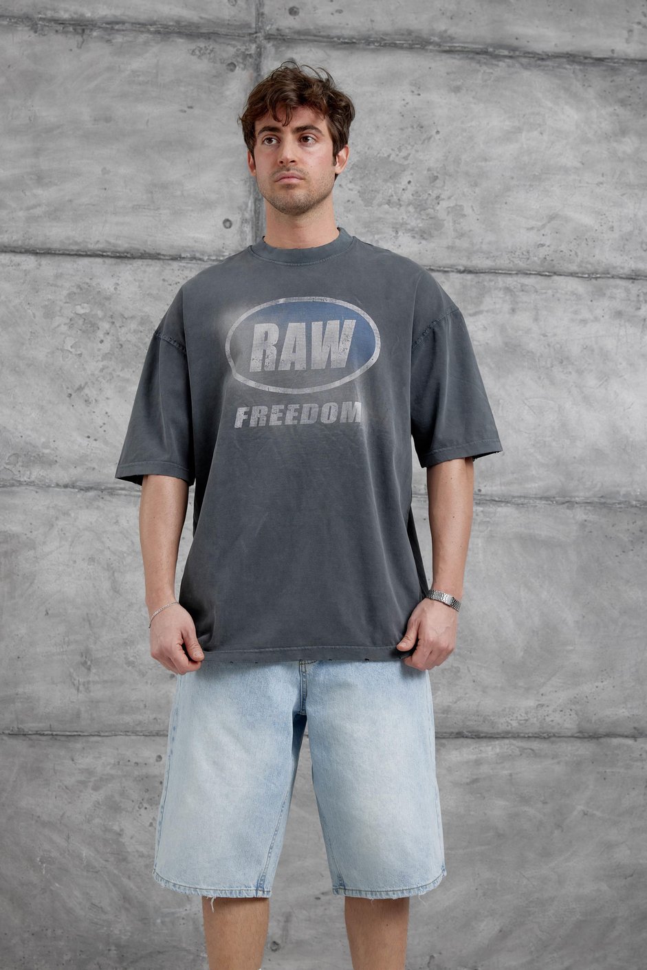 Füme Raw Yazılı Yıkamalı Oversize Tshirt