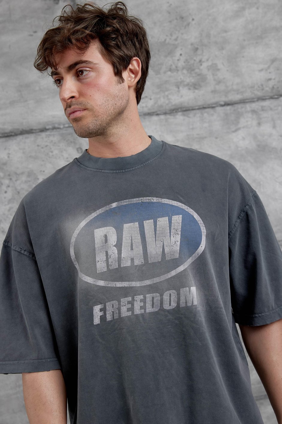 Füme Raw Yazılı Yıkamalı Oversize Tshirt