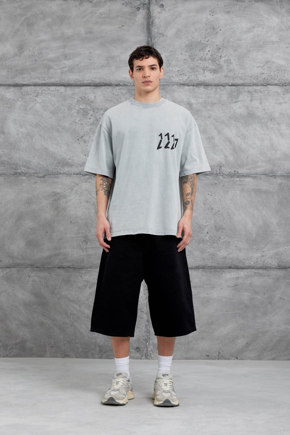 Gri 1111 Yazılı Yıkamalı Oversize Tshirt