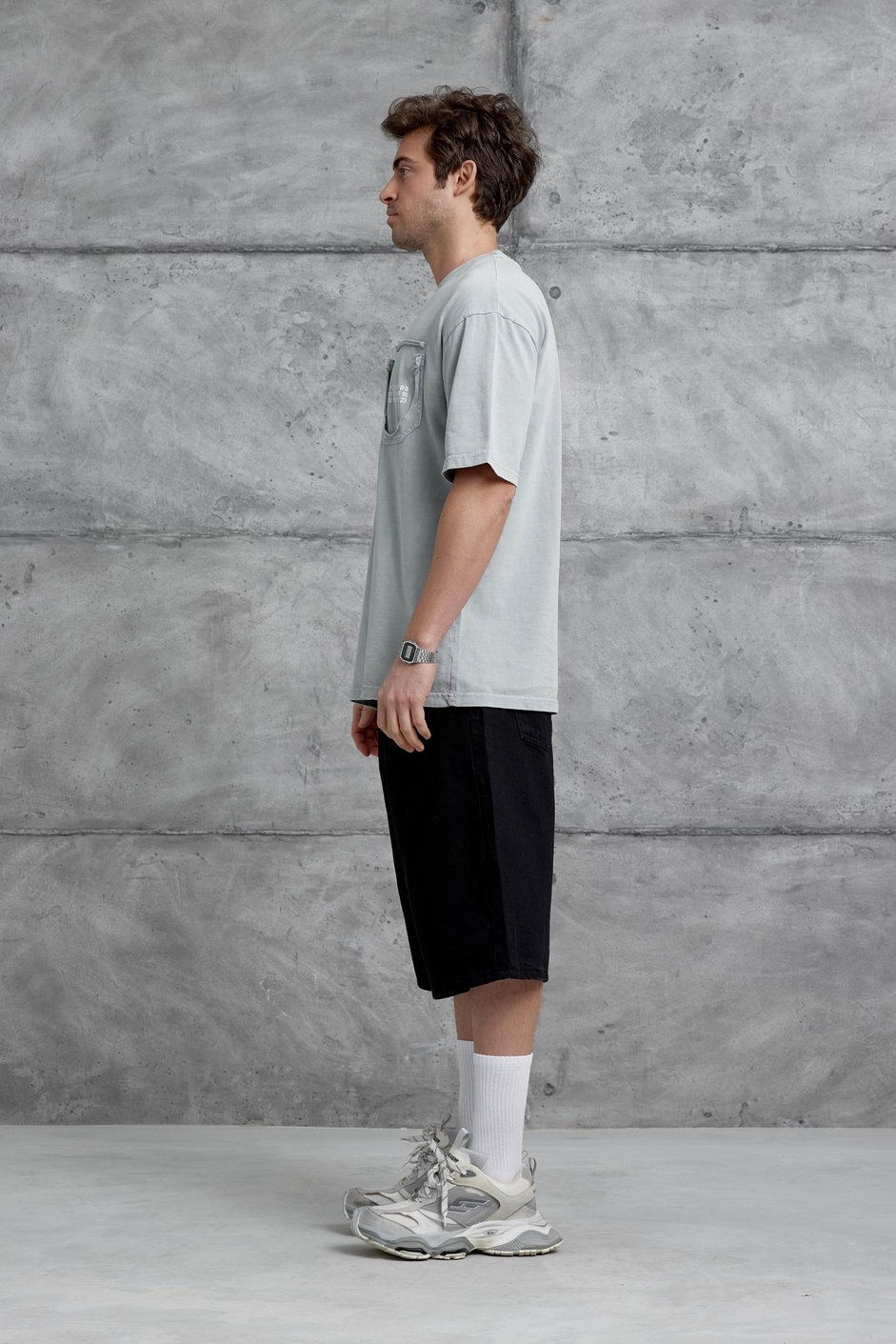 Gri Cepte Rakam Detaylı Yıkamalı Oversize Tshirt