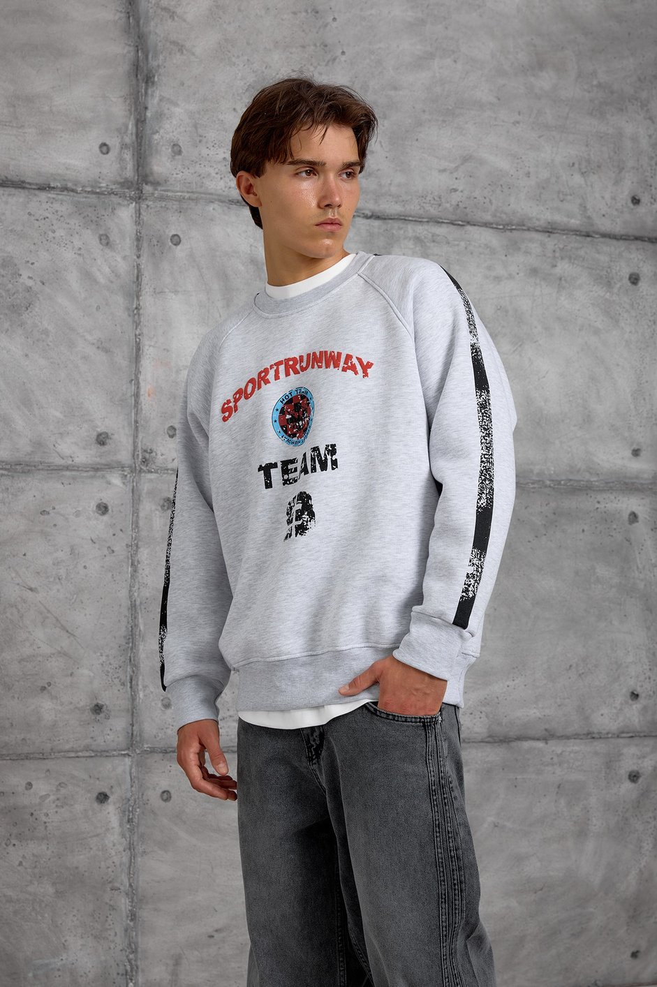 Gri FIRÇA BOYALI SWEATSHIRT