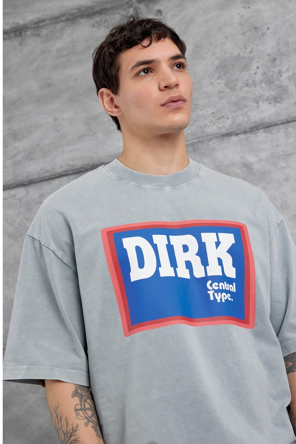 Gri YIKAMALI DİRK YAZILI OVERSİZE  TSHİRT