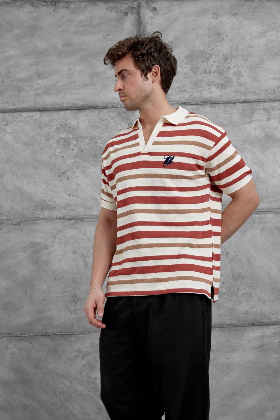 Kırmızı Çizgili Örme Kumaş Oversize Tshirt