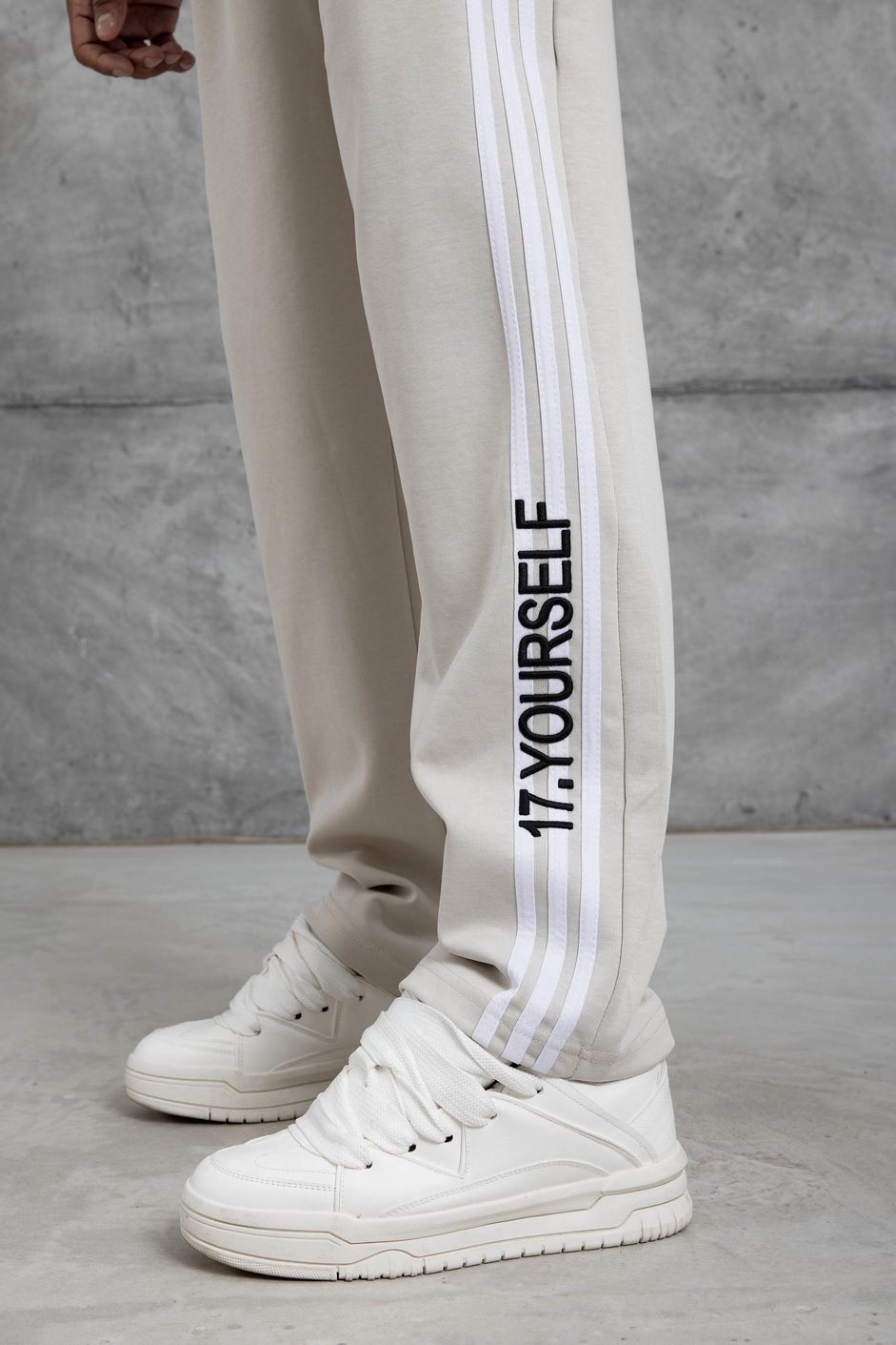 Krem 17.Yourself Yazılı Baggy Kalıp Eşofman Altı