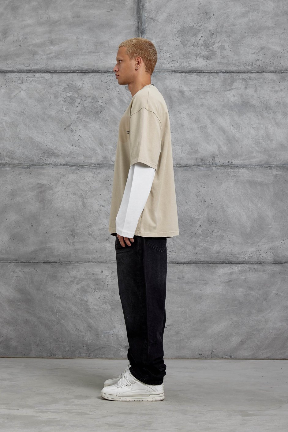 Krem BORN TO STAND YAZILI PARÇA KOLLU SWEATSHIRT