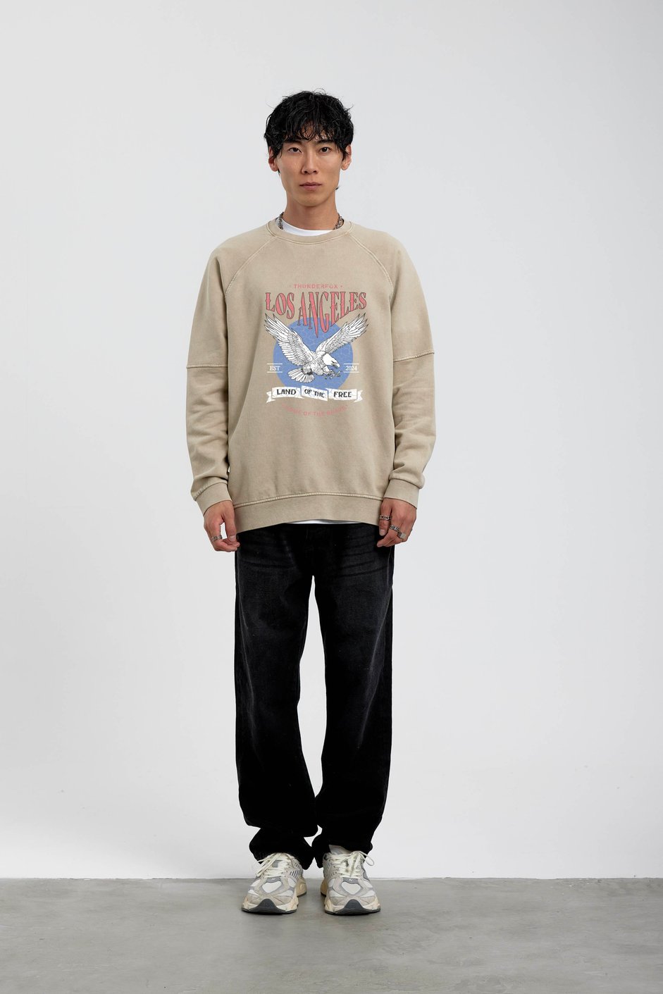 Krem Kartal Baskılı Sweatshirt