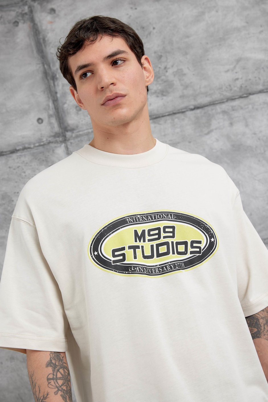 Krem M99 Studio Yazılı Oversize Tshirt