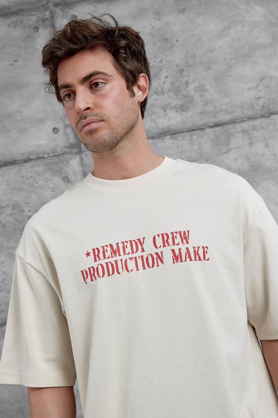 Krem Remendy Crew Yazılı Oversize Tshirt