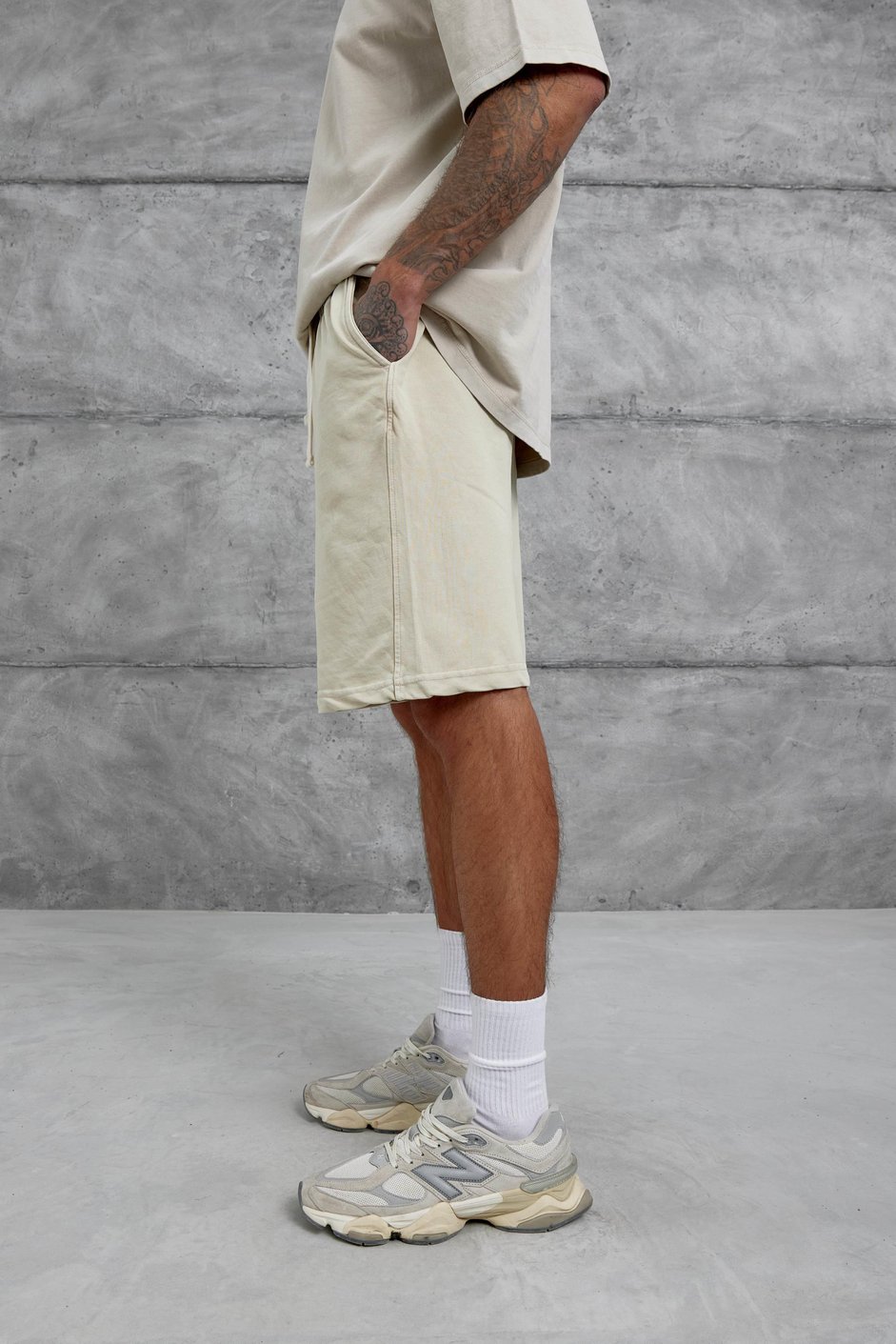Krem Yıkamalı Oversize Şort