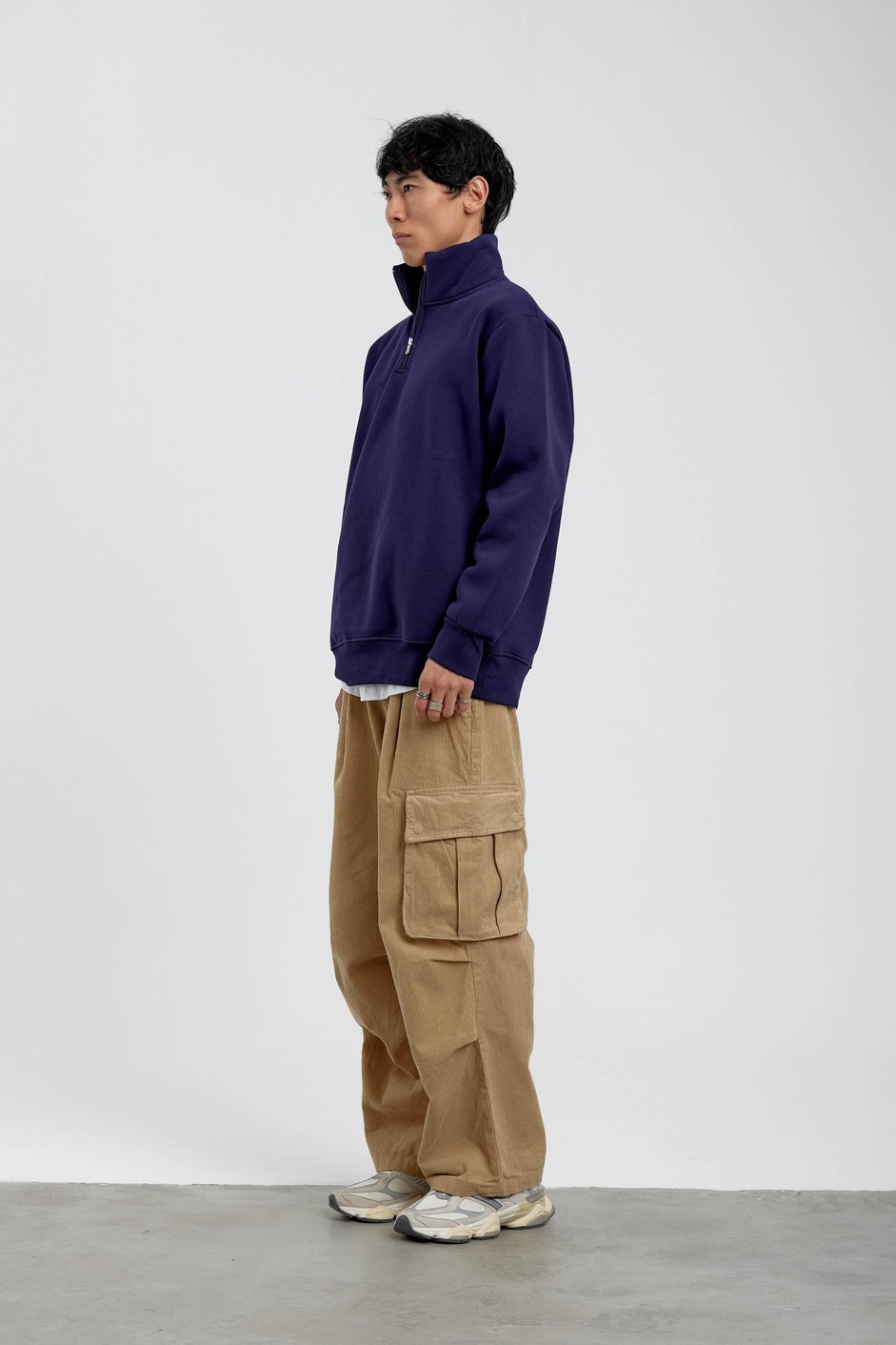 Lacivert Yakası Fermuarlı Basic Şardonlu Sweatshirt