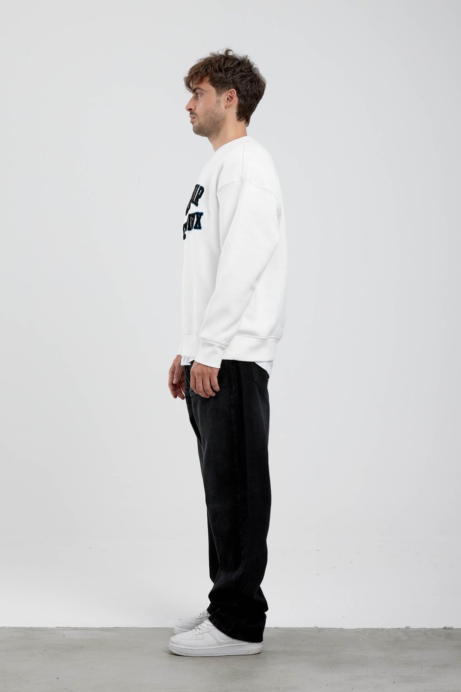 Lavenir Yazılı Beyaz Sweatshirt