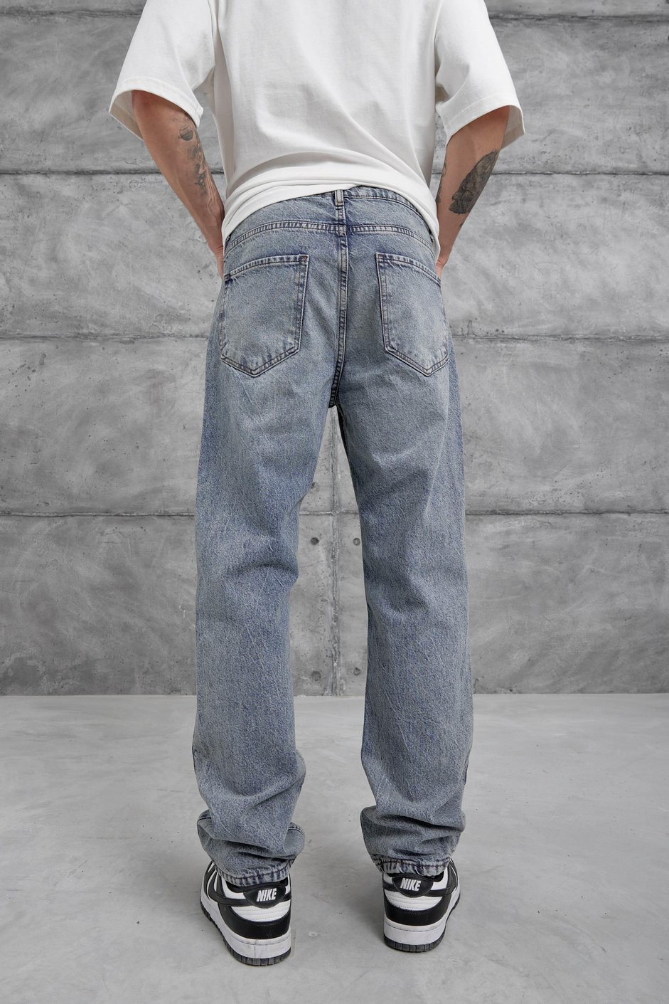 Mavi Yırtık Detaylı Baggy Jean