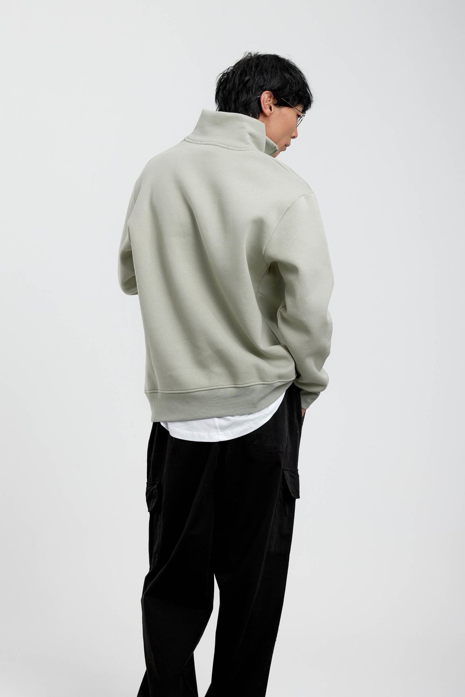 Mint Yeşili Yakası Fermuarlı Basic Şardonlu Sweatshirt