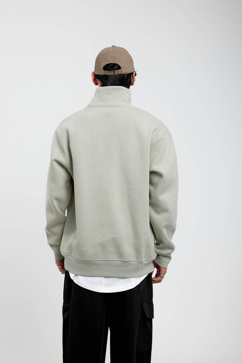 Mint Yeşili Yakası Fermuarlı Basic Şardonlu Sweatshirt