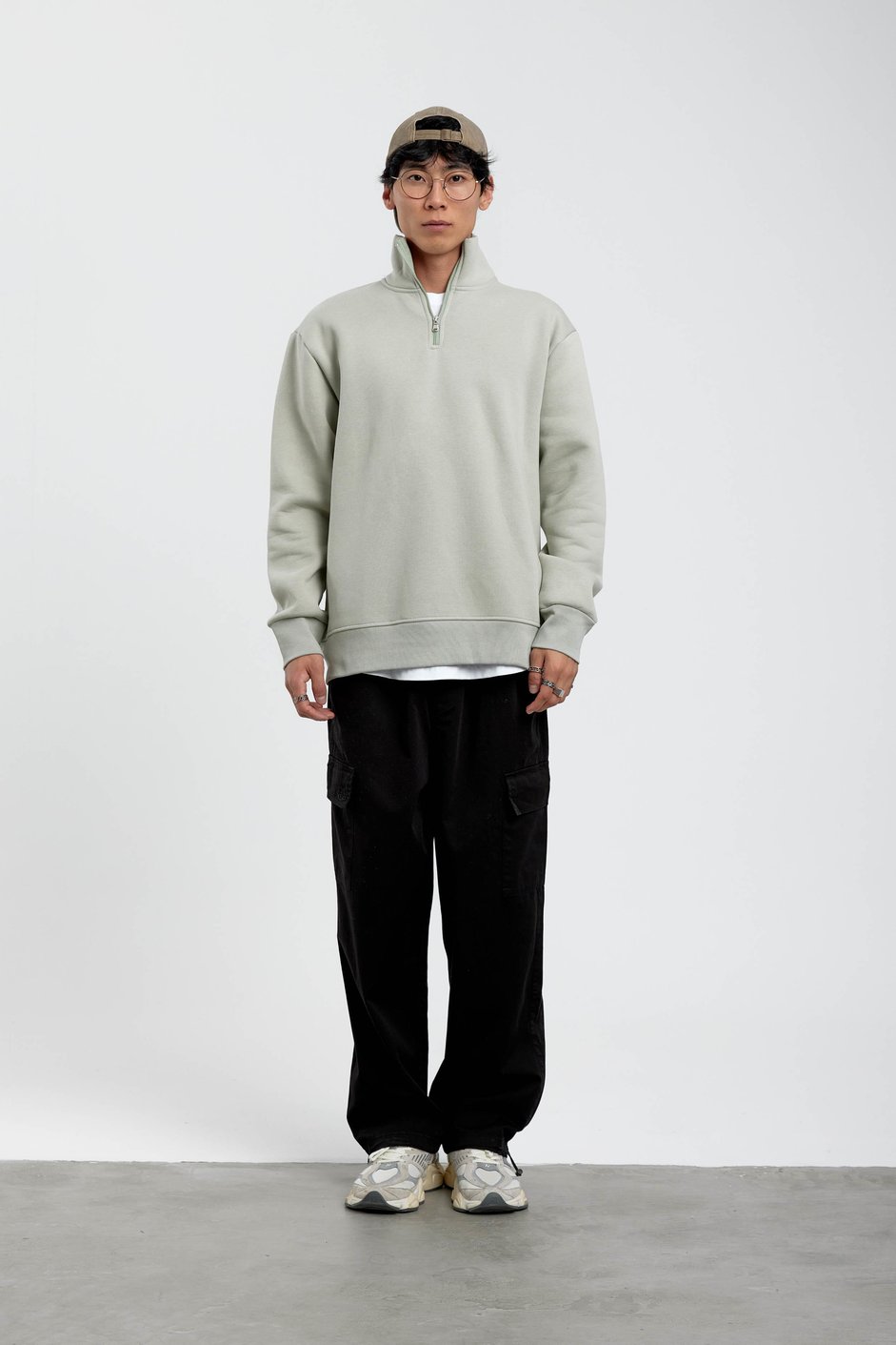 Mint Yeşili Yakası Fermuarlı Basic Şardonlu Sweatshirt