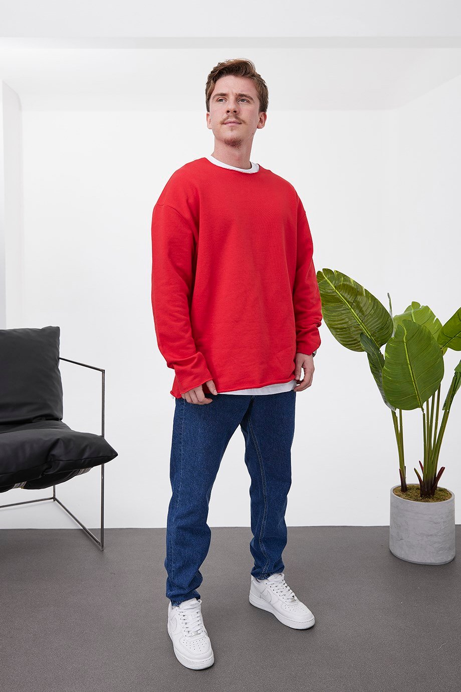 Nomarc Pis Yaka Kırmızı Sweatshirt