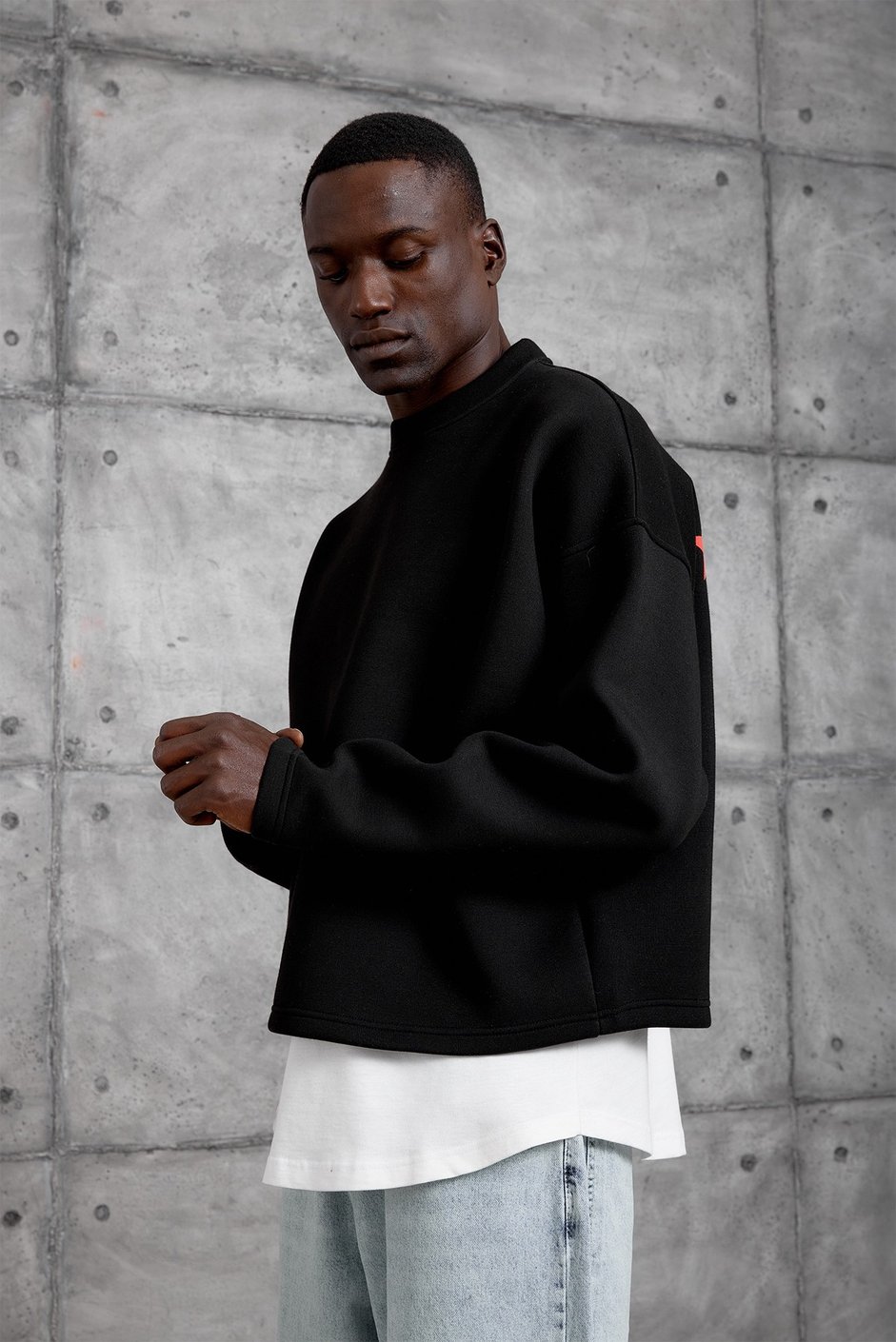 Siyah ARKA DETAY OVERSIZE SWEATSHIRT