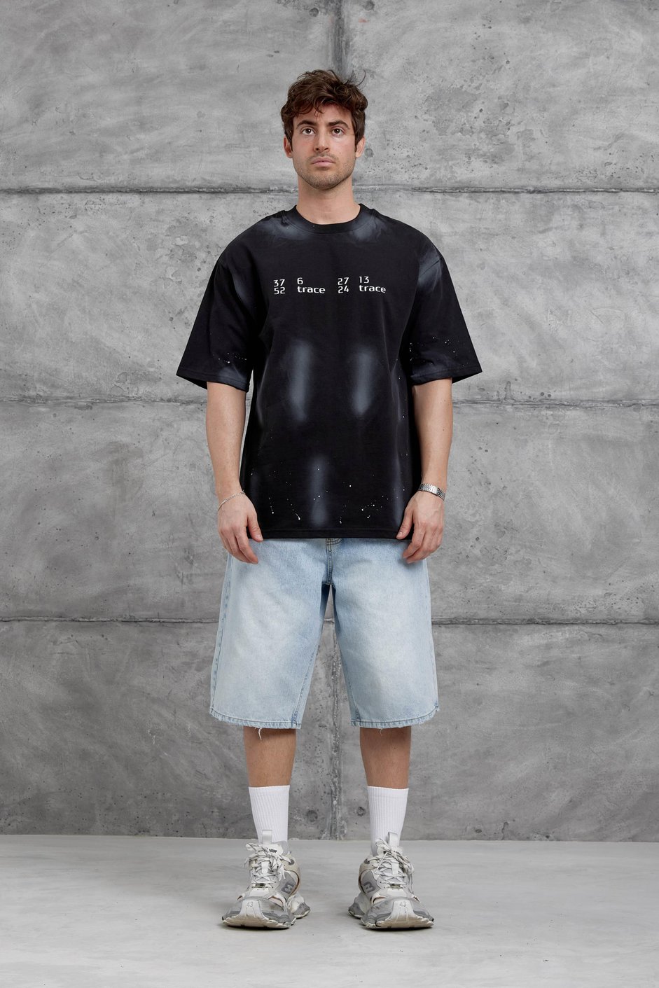 Siyah Arka Hydrion Yazılı Oversize Tshirt