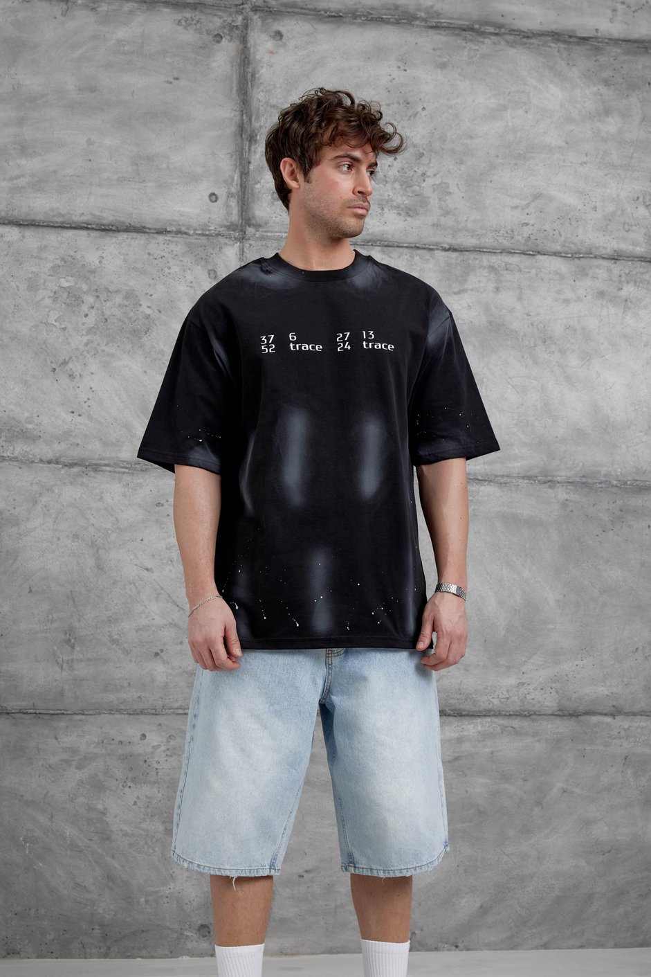 Siyah Arka Hydrion Yazılı Oversize Tshirt