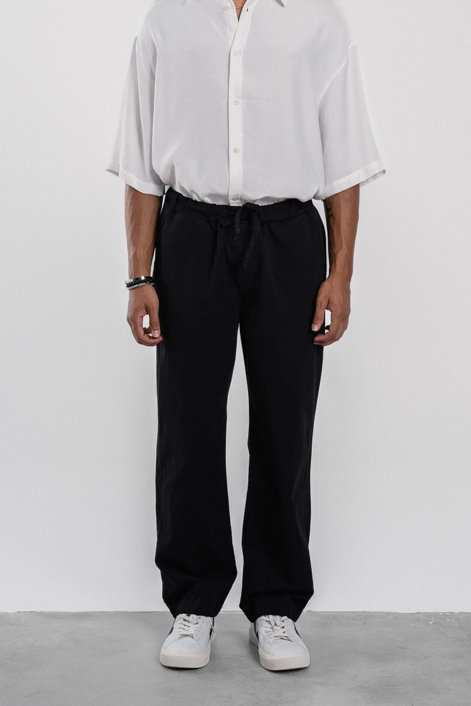 Siyah Bol Kesim Gabardin Pantolon