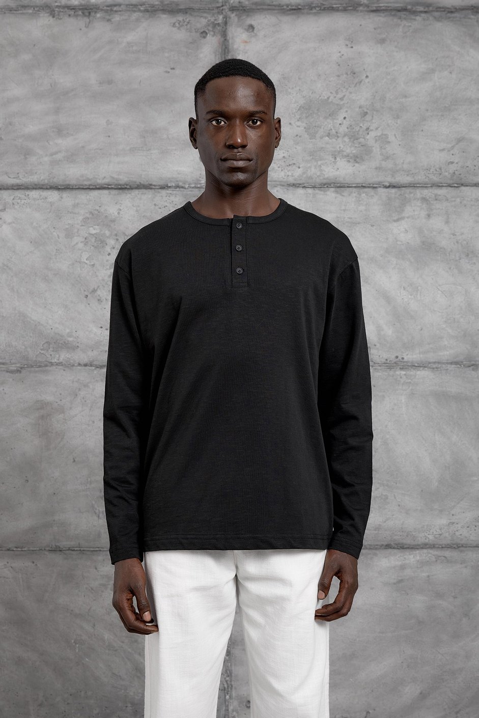 Siyah DÜĞMELİ OVERSIZE SWEATSHIRT