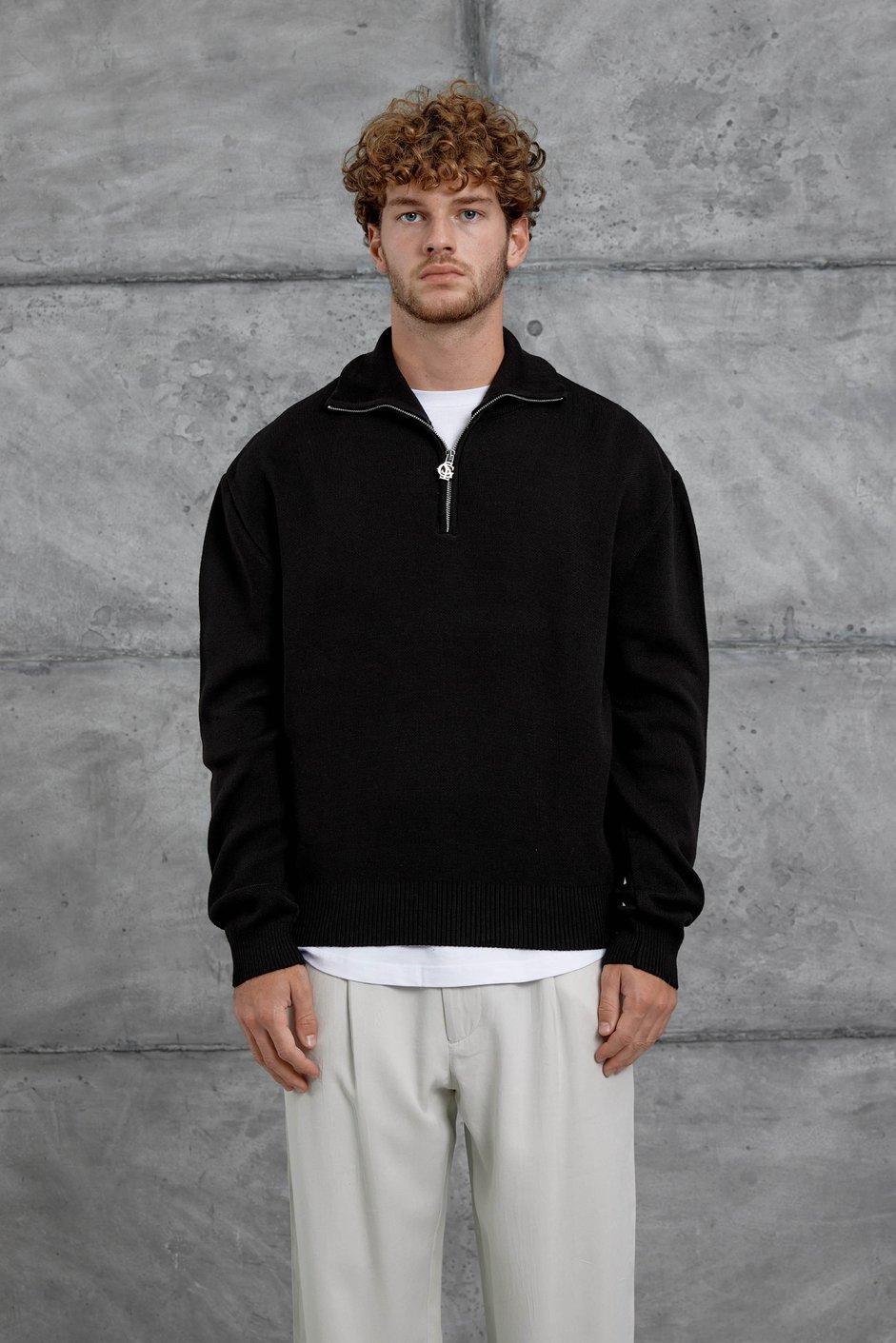 Siyah Gst Yarım Fermuarlı Oversize Triko