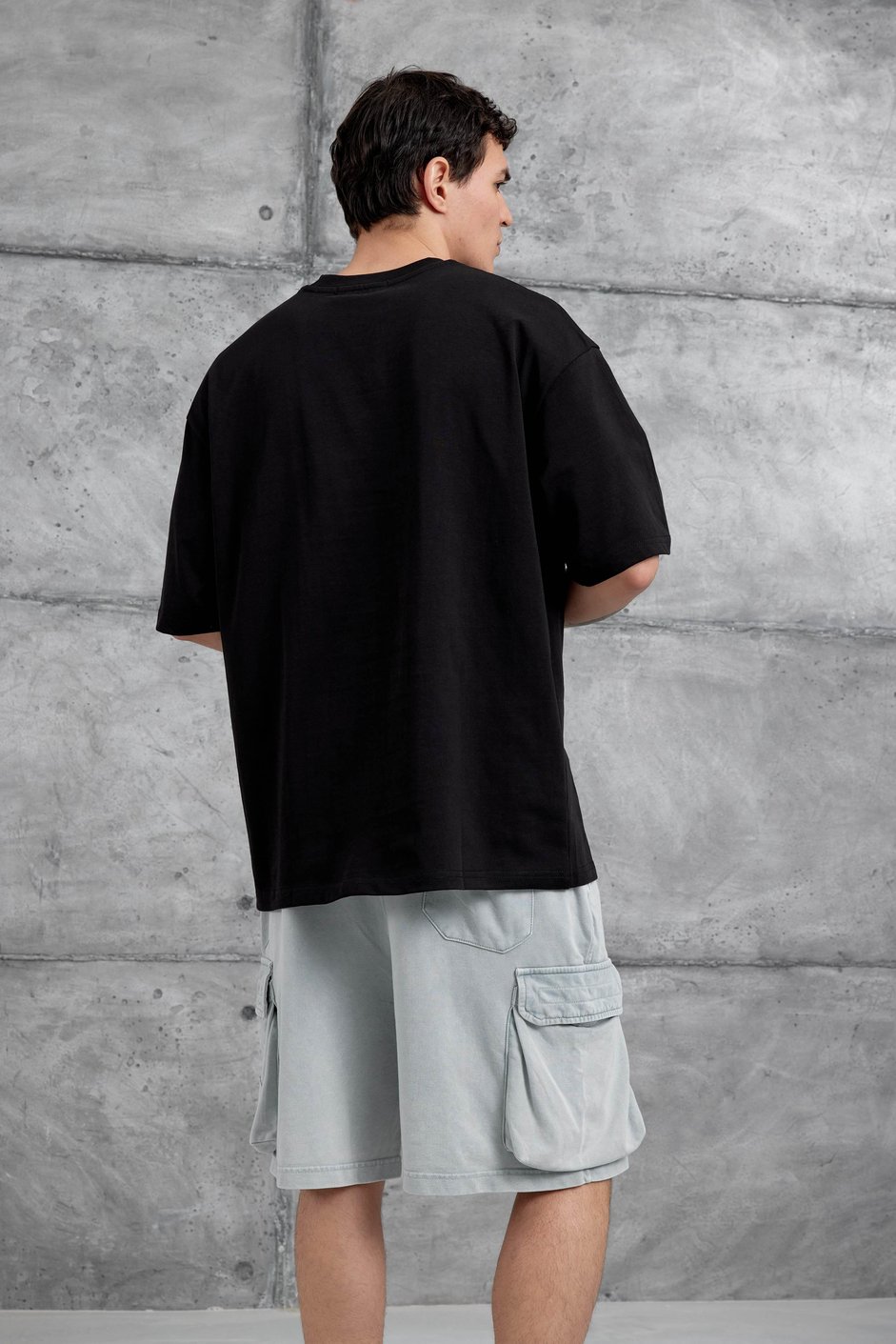 Siyah İnternational Yazılı Resimli Oversize Tshirt