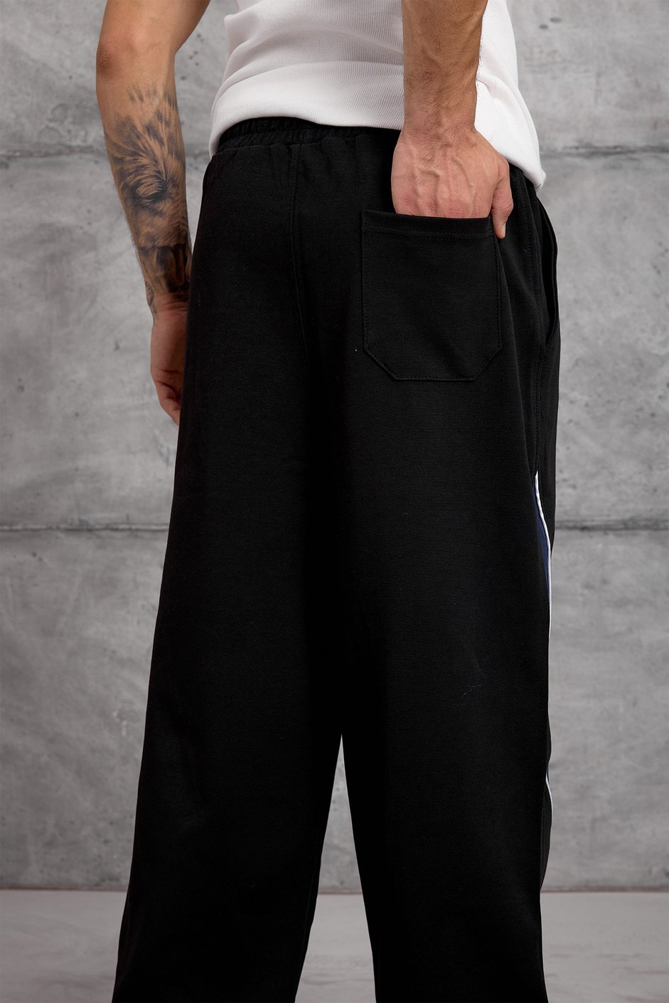 Siyah ŞERİTLİ 17 RAKAM BAGGY EŞOFMAN ALTI