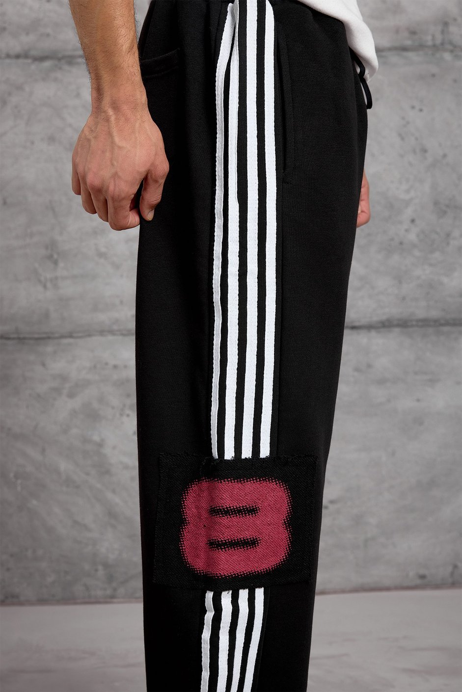 Siyah ŞERİTLİ 8 RAKAM BAGGY EŞOFMAN ALTI