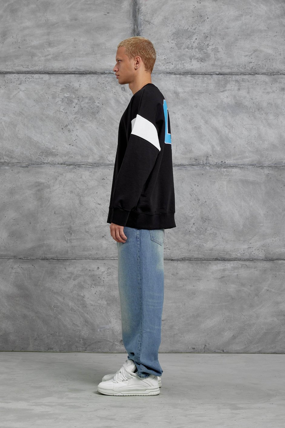 Siyah XX BASKILI SWEATSHIRT