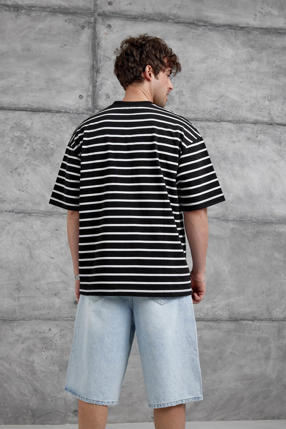 Siyah Y269 Baskılı ve Çizgili Oversize Tshirt