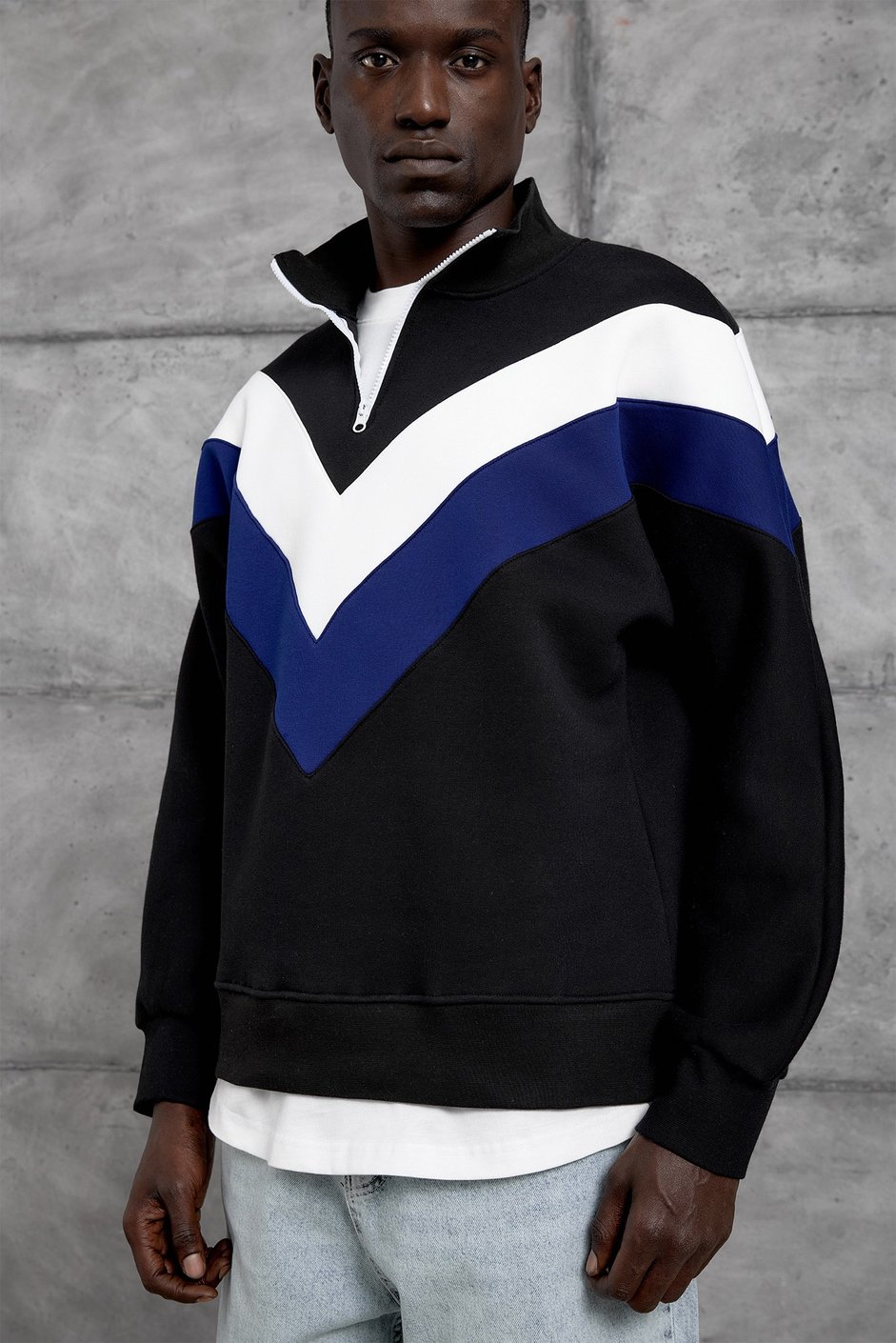 Siyah YARIM FERMUAR ŞARDONLU SWEATSHIRT