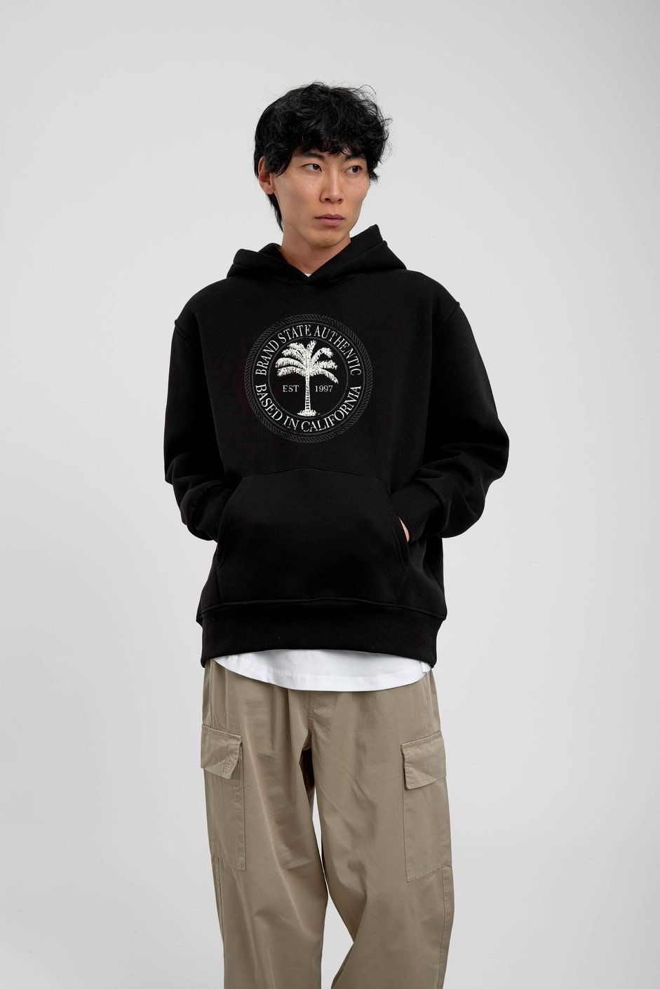 Siyah Yazılı Palmiye Baskılı Kapüşonlu Sweatshirt
