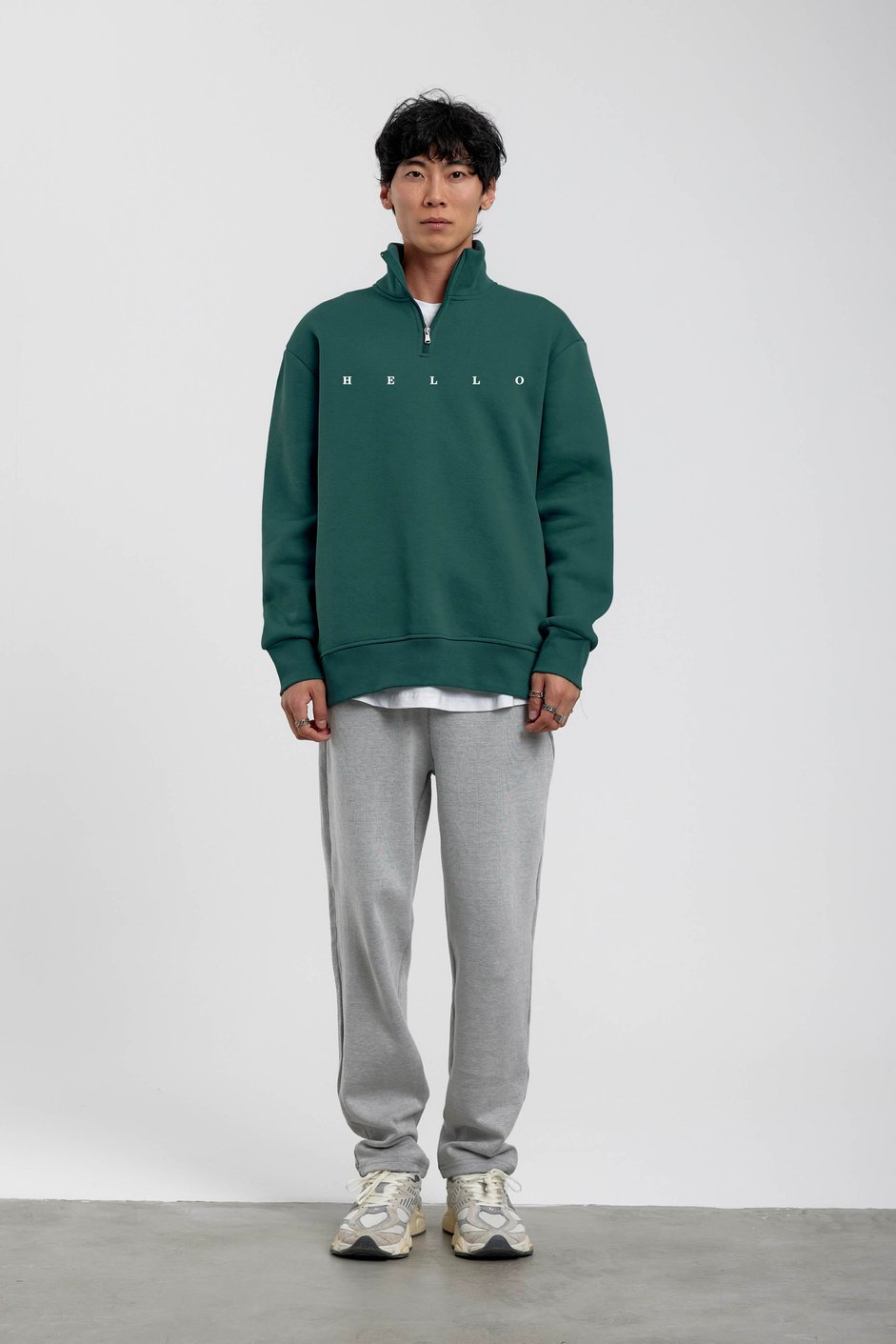 Yeşil Hello Yazılı Yarım Fermuarlı Sweatshirt