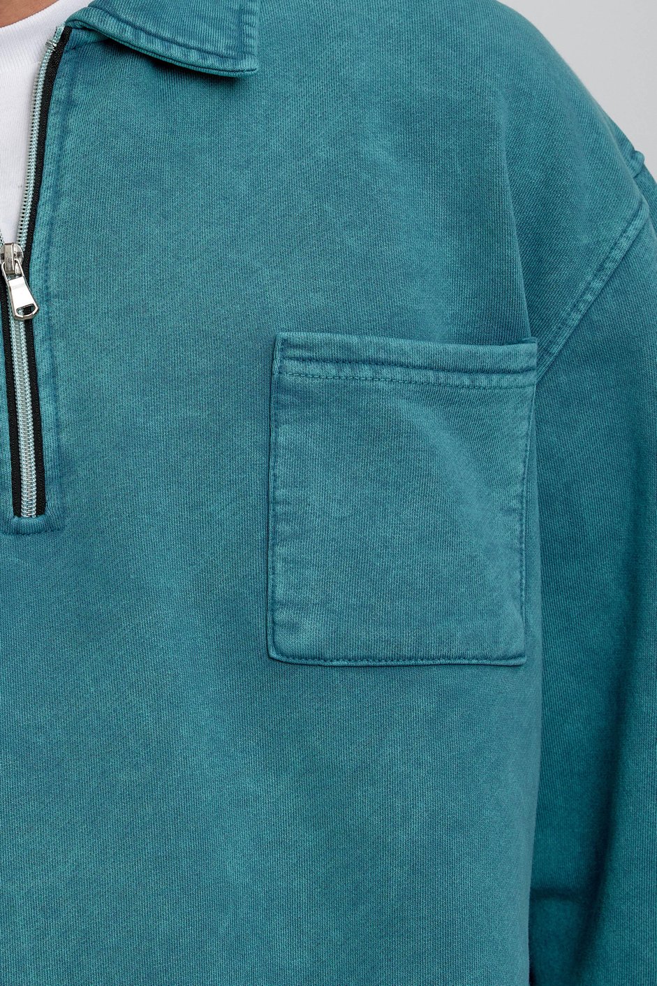 Yeşil Tek Cepli Yarım Fermuarlı Yıkamalı Sweatshirt