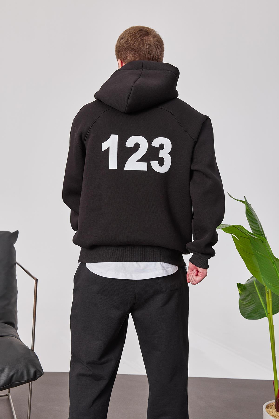 123 Baskılı Siyah Kapüşonlu Sweatshirt