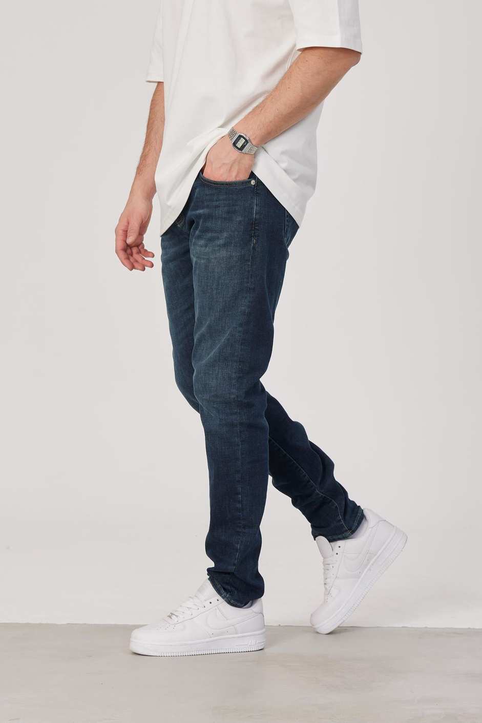 15738 Slim Koyu Mavi Jean R4