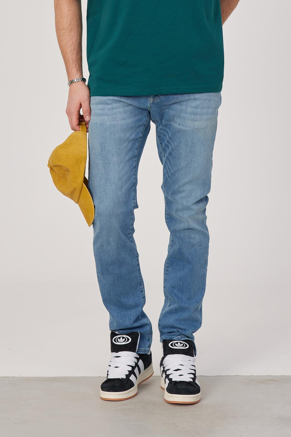 15738 Slim Mavi Jean
