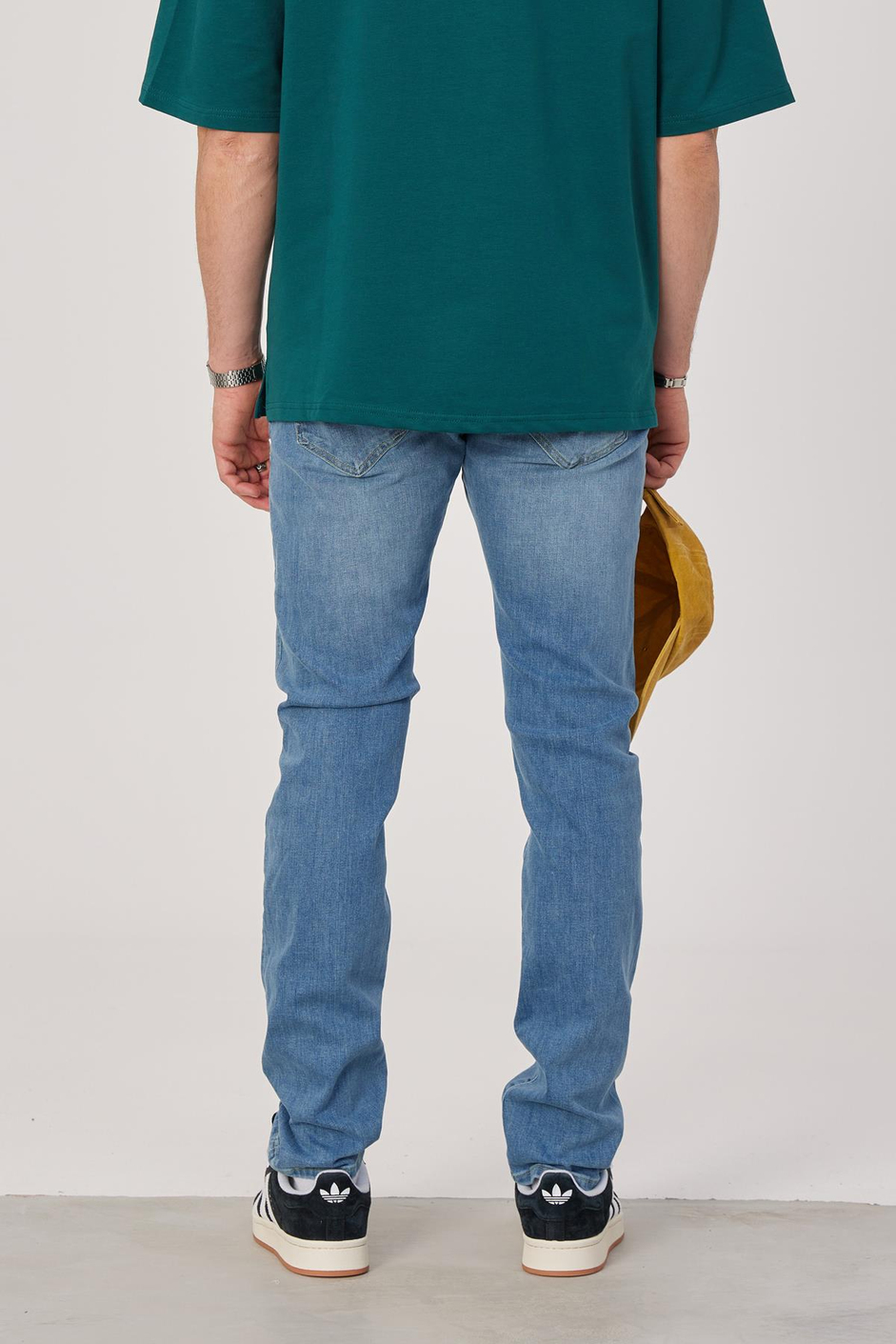 15738 Slim Mavi Jean