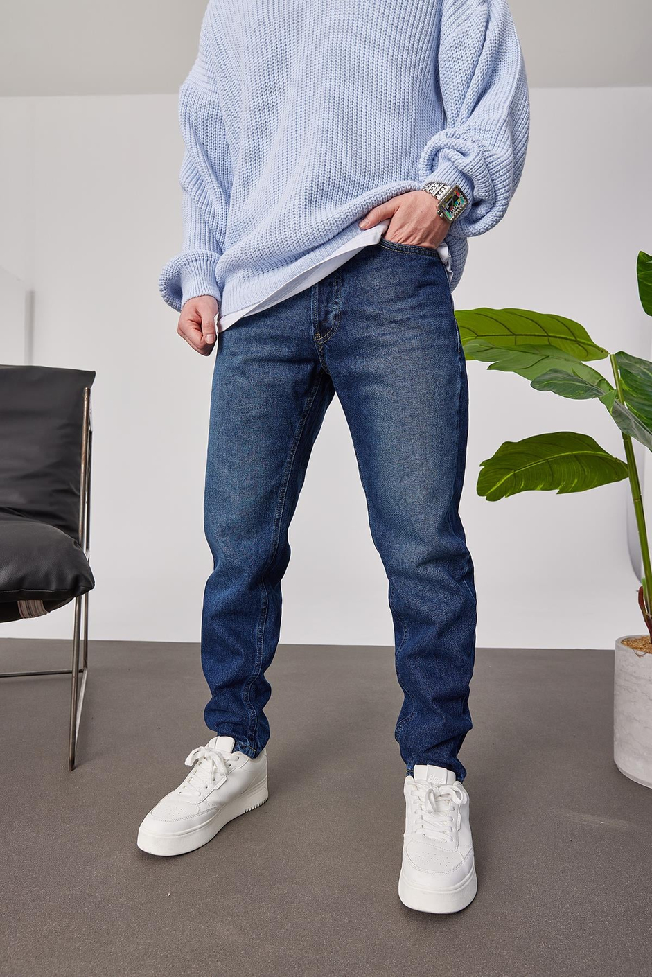 15800 Koyu Taşlamalı Jean