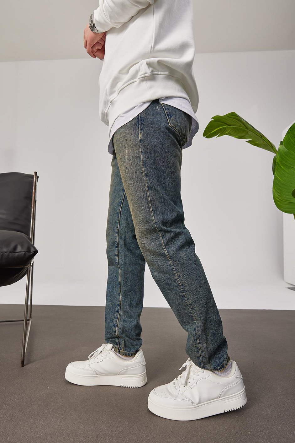 15912 Eskitme Detaylı Jean