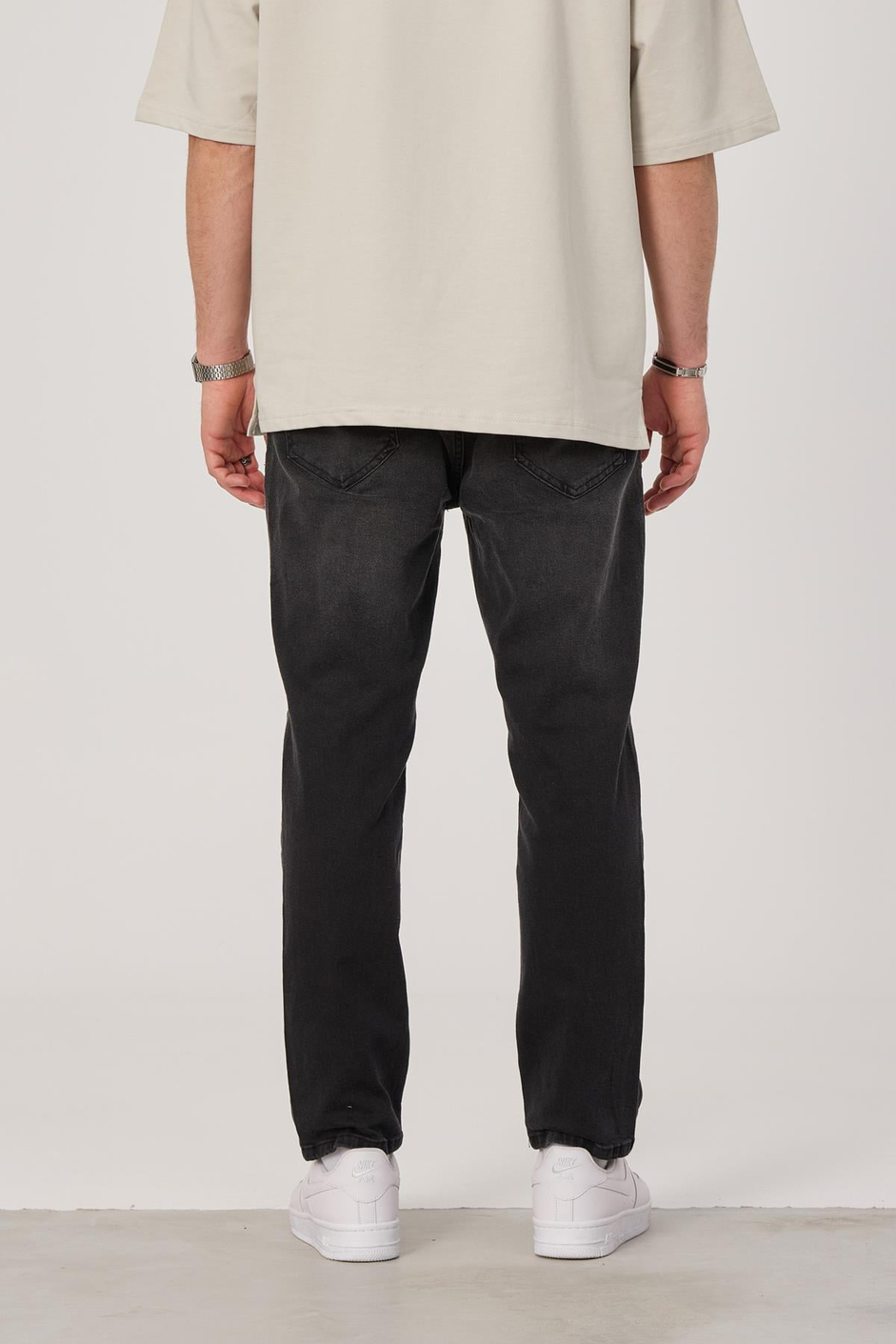 15990 Düz Kesim Füme Jean