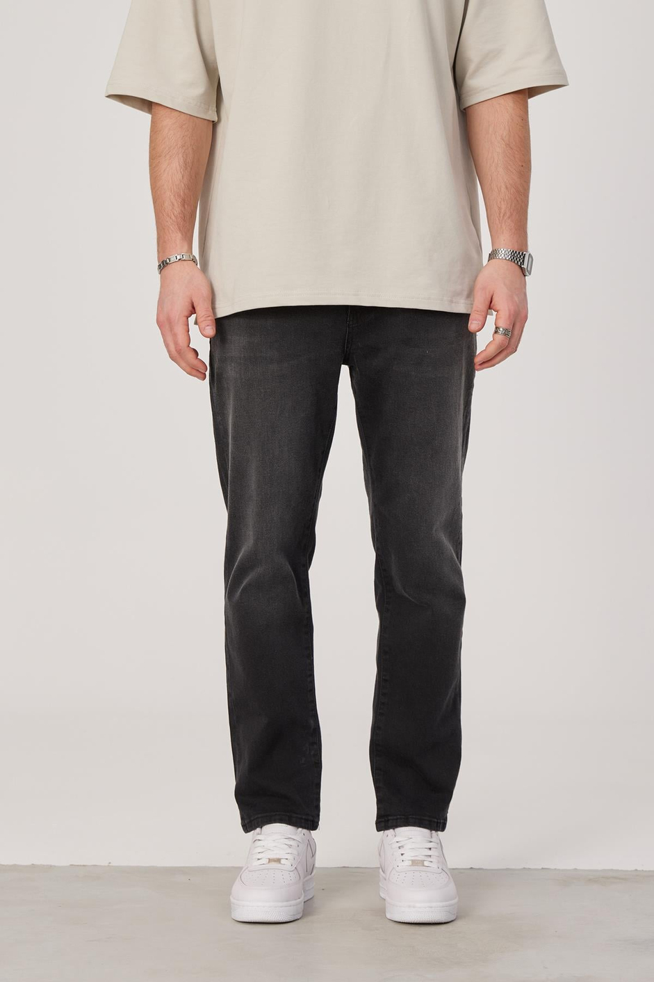 15990 Düz Kesim Füme Jean