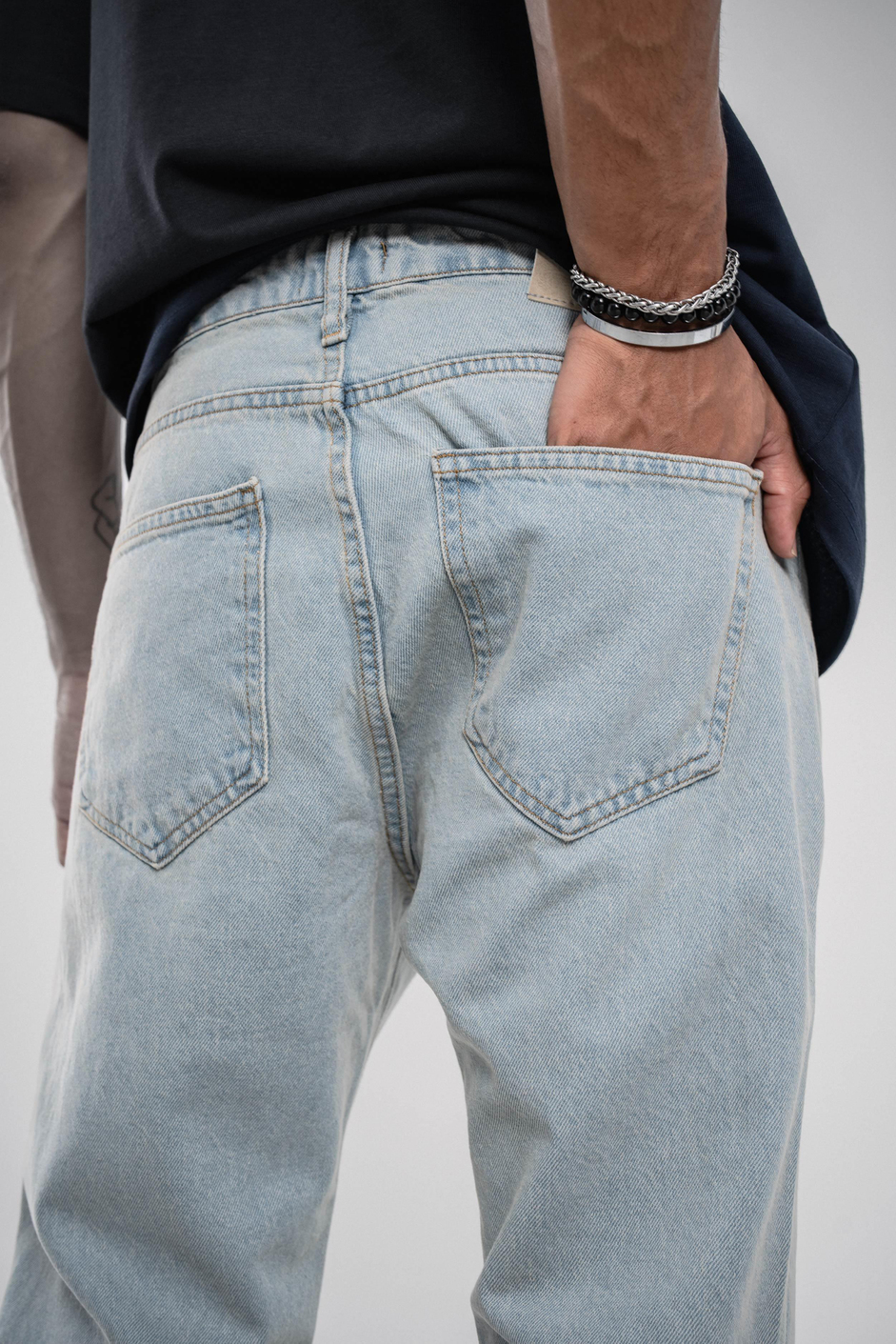16370 Eskitme Detaylı Jean